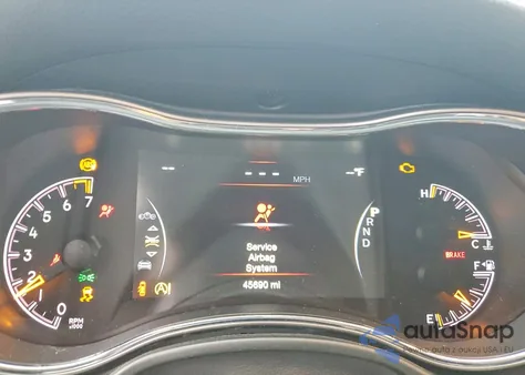 2020 Jeep Grand Cherokee Laredo z USA, uszkodzony, nr VIN 1C4RJFAG8LC243805